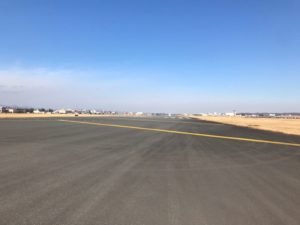 横田基地滑走路