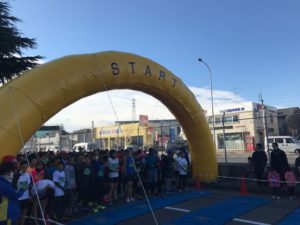 横田基地マラソン2019スタート
