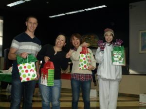 横田基地X'masイベント2013プレゼント