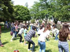 横田基地でBBQ2017水風船投げ